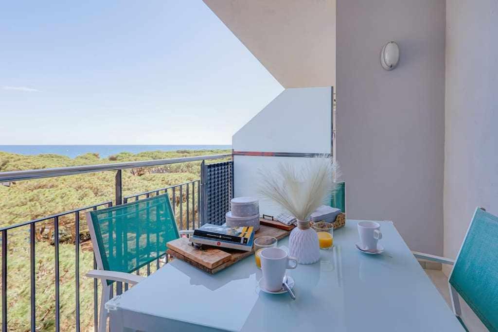 Apartamento Condal Бланес Экстерьер фото